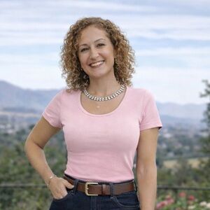 Choker style necklace, flat back rounded on the front easy to wear